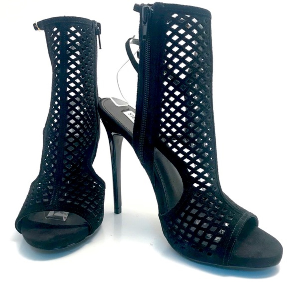 Steve Madden Mely Suede Laser Cut Slingback Bootie